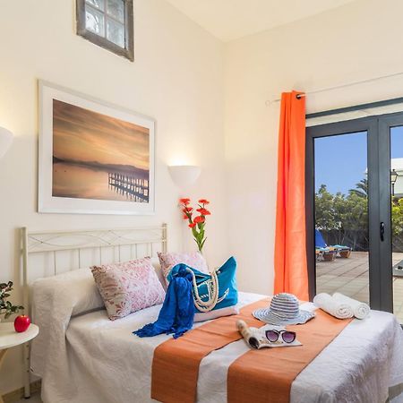 Villa Victoria Luz By Villa Plus Playa Blanca  Exteriör bild