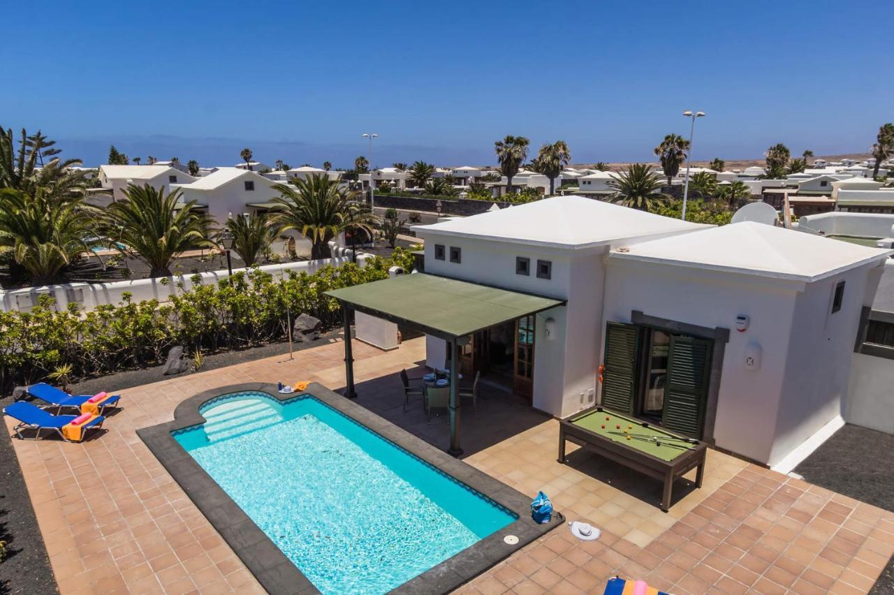 Villa Victoria Luz By Villa Plus Playa Blanca  Exteriör bild